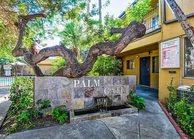 Photo of 10800 Wright Rd, South Gate, CA 90280
