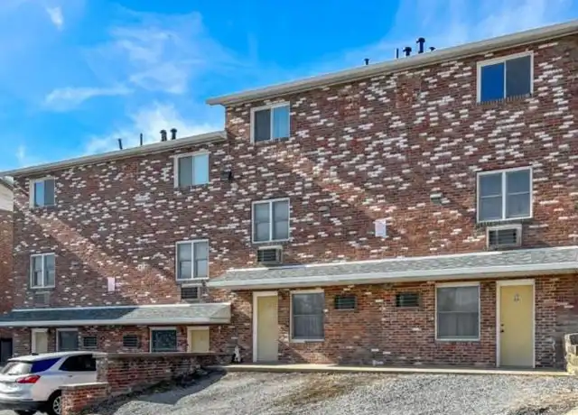 Property at 420 Dille St, Morgantown, WV, 26505, 1 bed, 1 bath, [object Object]