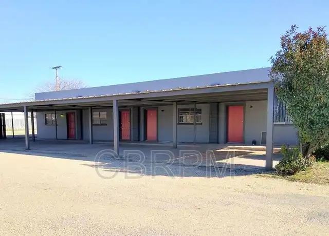 Property at 1400 NE Mustang Dr Unit 1, Andrews, TX, 79714, 2 beds, 1 bath, [object Object]