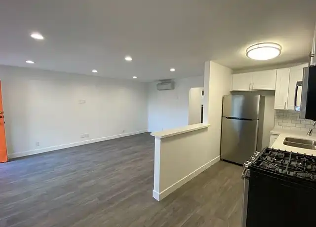 Property at The Bryce - 1287 W 37th Pl, Los Angeles, CA, 90007, 2 beds, 1-2 bath, [object Object]
