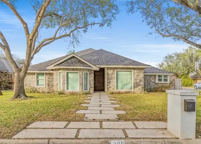 Property at 300 Kiwi St, McAllen, TX, 78504, 4 beds, 3 baths, [object Object]