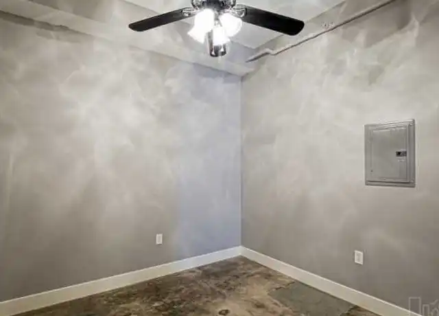 Property at 5320 Longview Rd Unit 18, Kansas City, MO, 64137, 1 bed, 1 bath, [object Object]