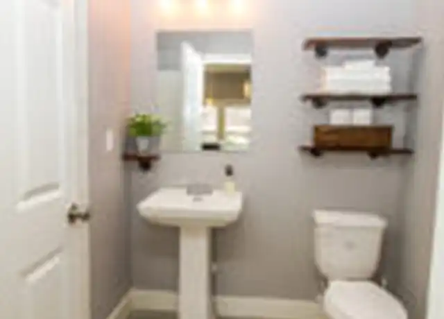Property at 5320 Longview Rd Unit 18, Kansas City, MO, 64137, 1 bed, 1 bath, [object Object]