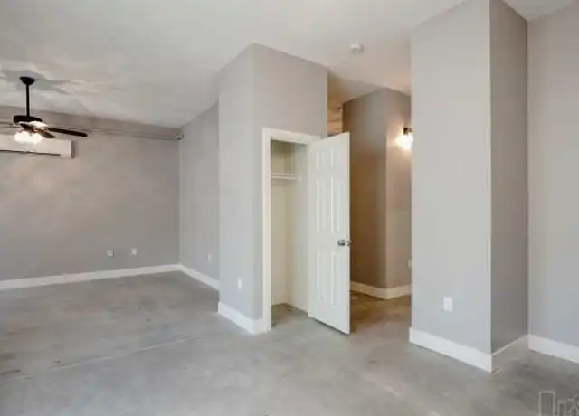 Property at 5320 Longview Rd Unit 18, Kansas City, MO, 64137, 1 bed, 1 bath, [object Object]