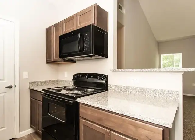 Property at Granby Place Apartments - 187 E Wilson Bridge Rd, Worthington, OH, 43085, 3 beds, 2 baths, [object Object]
