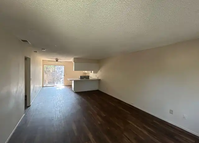 Property at 93 E Hazelwood Dr Unit B, Lemoore, CA, 93245, 2 beds, 1 bath, [object Object]