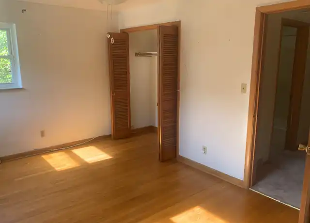 Property at 1323 Summit Dr Unit A, Charleston, WV, 25302, 3 beds, 1.5 baths, [object Object]