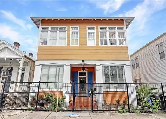 Property at 2019 Camp St #3, New Orleans, LA, 70130, 2 beds, 2 baths, [object Object]