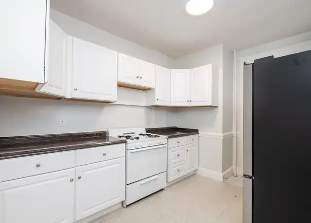 Property at 19 Forest St Unit 3, Cambridge, MA, 02140, 1 bed, 1 bath, [object Object]