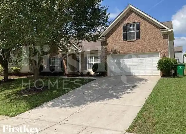 Property at 10218 Little Whiteoak Rd, Charlotte, NC, 28215, 3 beds, 2 baths, [object Object]