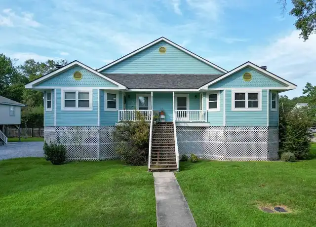 Property at 1801 Claiborne St, Mandeville, LA, 70448, 3 beds, 2 baths, [object Object]