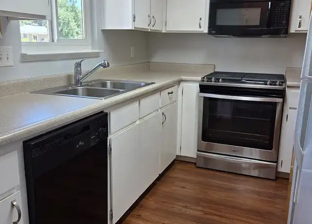Property at 19200 Sunny Cir, Sonora, CA, 95370, 3 beds, 2 baths, [object Object]