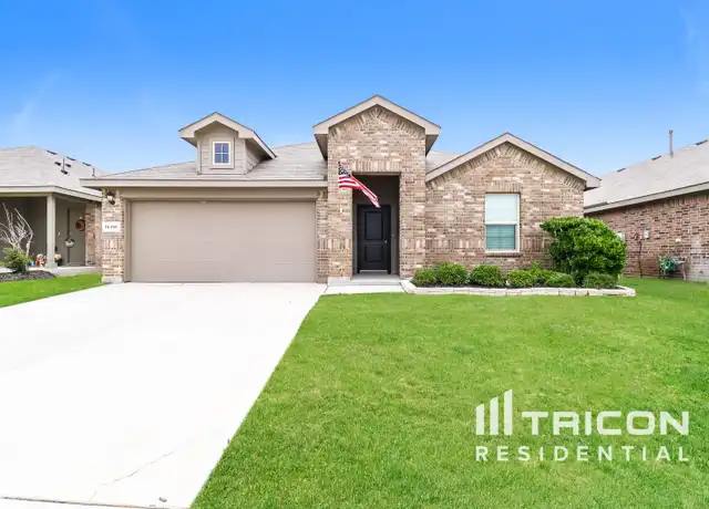 Property at 10396 Fort Teran Trl, Crowley, TX, 76036, 4 beds, 2 baths, [object Object]