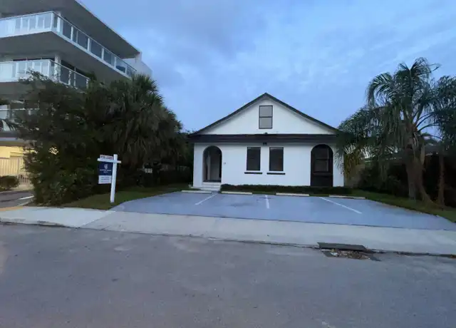 Property at 18 S Palmway Unit A, Lake Worth Beach, FL, 33460, 5 beds, 3 baths, [object Object]