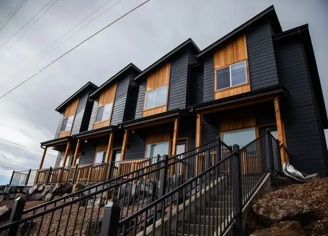 Property at 739 SE Sun Dr Unit 739, Madras, OR, 97741, 2 beds, 2.5 baths, [object Object]