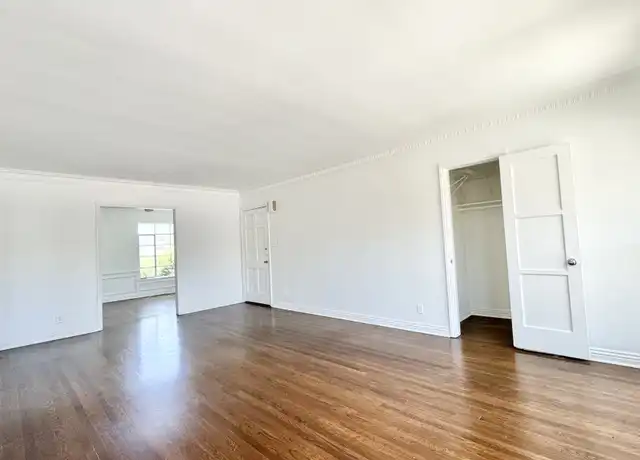 Property at 1700 S Beverly Glen Blvd, Los Angeles, CA, 90024, 2 beds, 1 bath, [object Object]