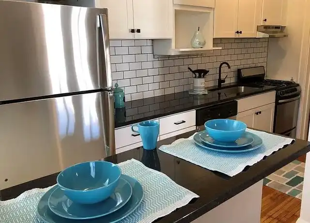 Property at Portland Villas - 1522 Portland Ave, Saint Paul, MN, 55104, 1 bed, 1 bath, [object Object]