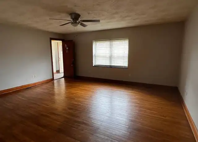 Property at 1103 7th Ave Unit B, St Albans, WV, 25177, 2 beds, 1 bath, [object Object]