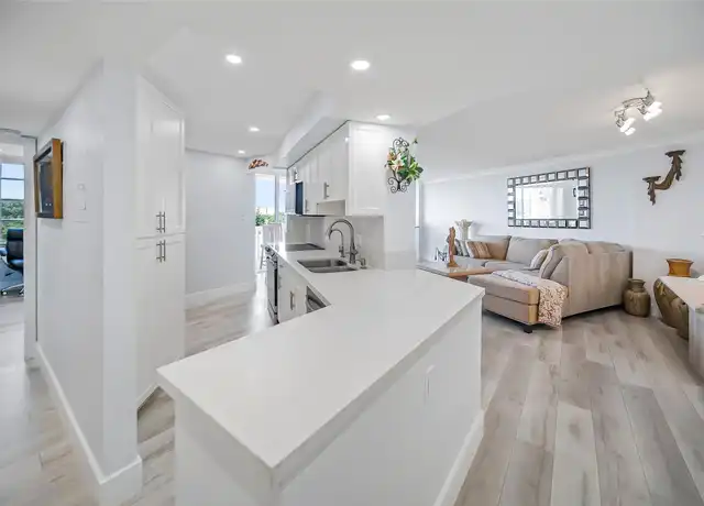 Property at 6901 Environ Blvd Unit 5B, Lauderhill, FL, 33319, 2 beds, 2 baths, [object Object]