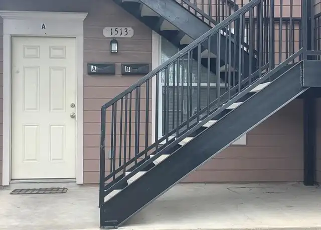 Property at 1513 Cage St Unit B, Houston, TX, 77020, 3 beds, 2 baths, [object Object]