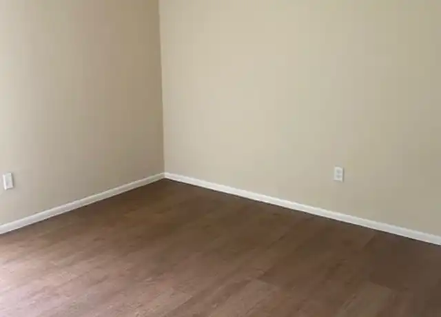 Property at 5125 SE 31st St Unit Whispering Sands D, Ocala, FL, 34480, 2 beds, 1.5 baths, [object Object]