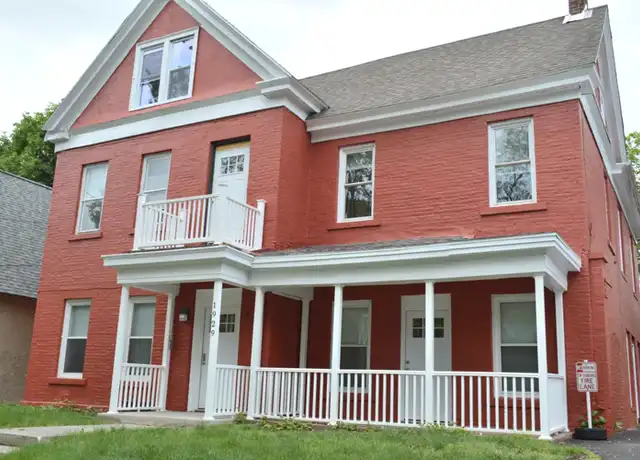 Property at 1929 E Genesee St Unit 3, Syracuse, NY, 13210, 1 bed, 1 bath, [object Object]