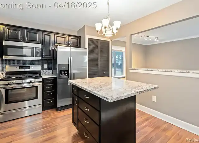 Property at 1985 Peerce Ct, Canton, MI, 48187, 3 beds, 1.5 baths, [object Object]