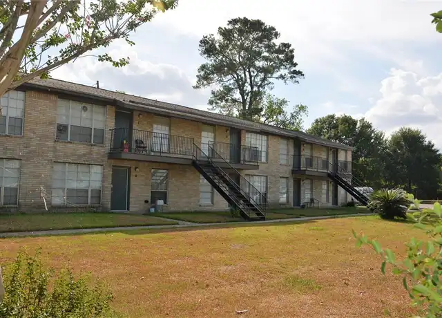 Property at 19027 Old Guy Rd Unit 1, Damon, TX, 77430, 1 bed, 1 bath, [object Object]