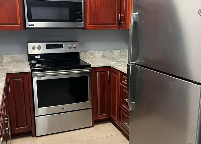 Property at 1661 Balfour Point Dr Unit E, West Palm Beach, FL, 33411, 2 beds, 2 baths, [object Object]
