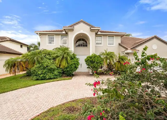 Property at 6669 Segovia Cir W Unit 6669, Fort Lauderdale, FL, 33331, 6 beds, 3.5 baths, [object Object]