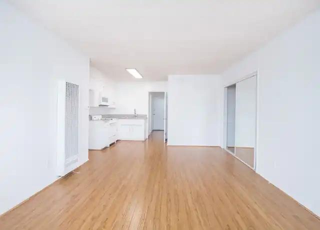 Property at 817 S. St. Andrews Pl - 817 S St Andrews Pl, Los Angeles, CA, 90005, 0 beds, 1 bath, [object Object]