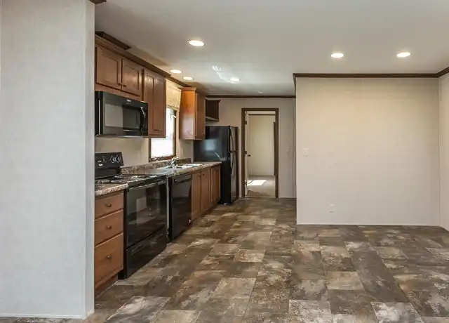 Property at Crestview - 3005 U.S. 220, Athens, PA, 18810, 2-3 beds, 2 baths, [object Object]