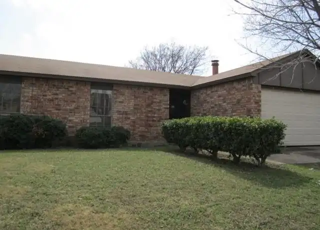 Property at 7130 Hedge Dr, Dallas, TX, 75249, 3 beds, 2 baths, [object Object]