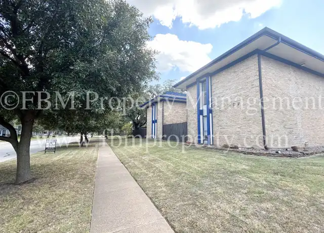 Property at 407 N Preston St Unit A1, Ennis, TX, 75119, 2 beds, 1 bath, [object Object]
