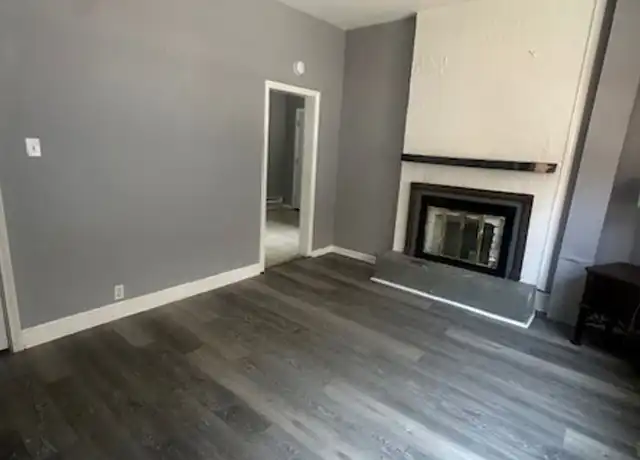 Property at 3021 Ashlyn St #2, Pittsburgh, PA, 15204, 1 bed, 1 bath, [object Object]
