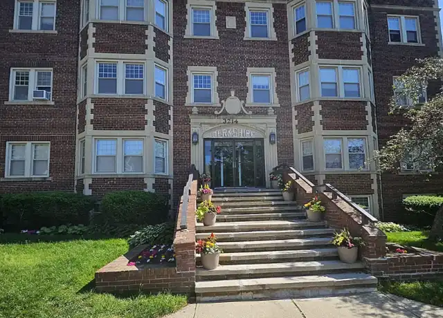 Property at 3214 Berkshire Rd Unit 302, Cleveland Heights, OH, 44118, 1 bed, 1 bath, [object Object]