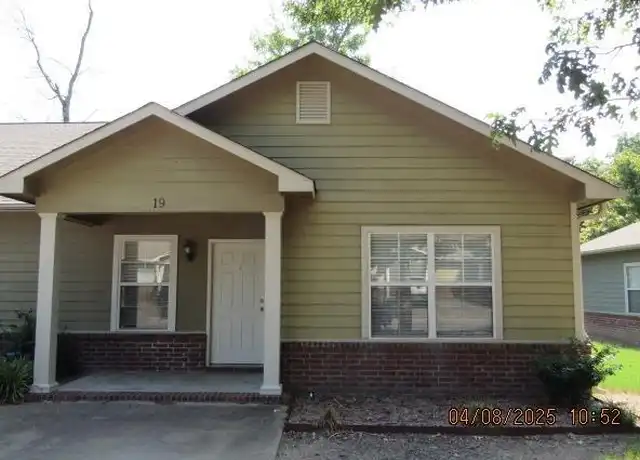Property at 1410 Robins St Unit 19, Conway, AR, 72034, 3 beds, 2 baths, [object Object]