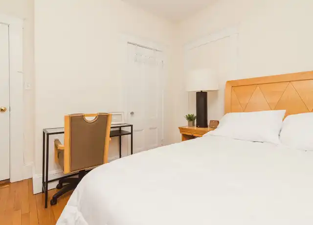 Property at 31 Plymouth St Unit 1 B, Cambridge, MA, 02141, 1 bed, 1 bath, [object Object]