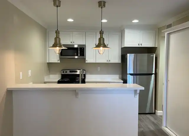 Property at Oak Park Manor - 1808 Oak Park Blvd, Pleasant Hill, CA, 94523, 1 bed, 1 bath, [object Object]