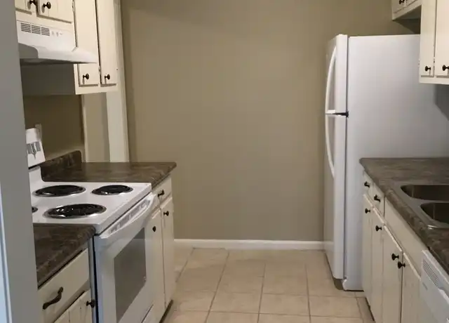 Property at 2147 Sherwood Meadow Dr Apt D, Baton Rouge, LA, 70816, 3 beds, 2 baths, [object Object]
