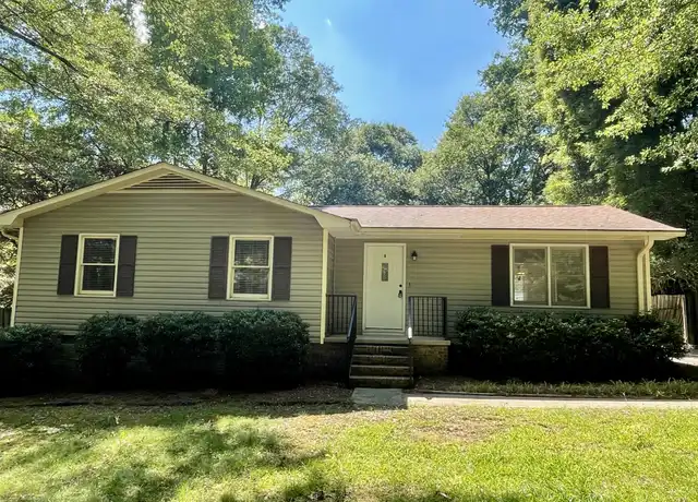 Property at 104 Grace St, Clemson, SC, 29631, 3 beds, 2 baths, [object Object]