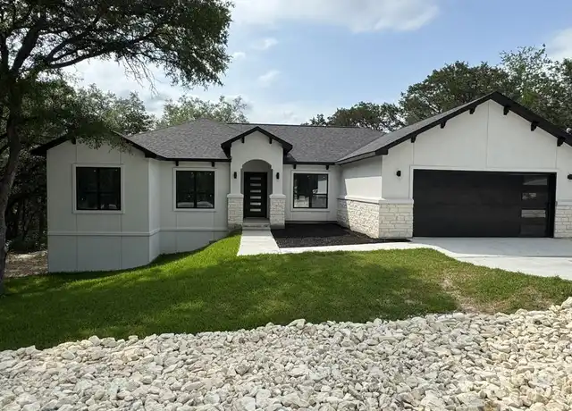 Property at 5206 Country Club Dr, Lago Vista, TX, 78645, 4 beds, 3 baths, [object Object]