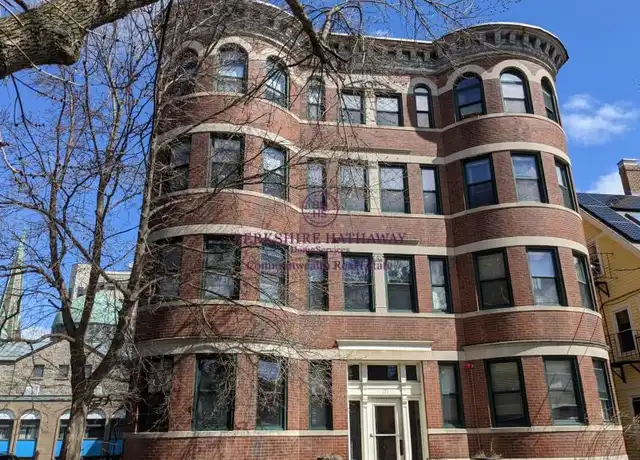 Property at 171 Auburn St, Cambridge, MA, 02139, 3 beds, 2 baths, [object Object]