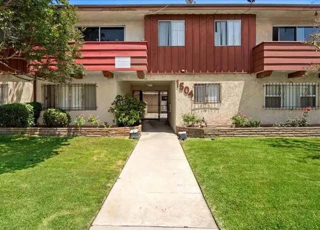 Property at 1504 S Fairfax Ave Unit 14, Los Angeles, CA, 90019, 1 bed, 1 bath, [object Object]