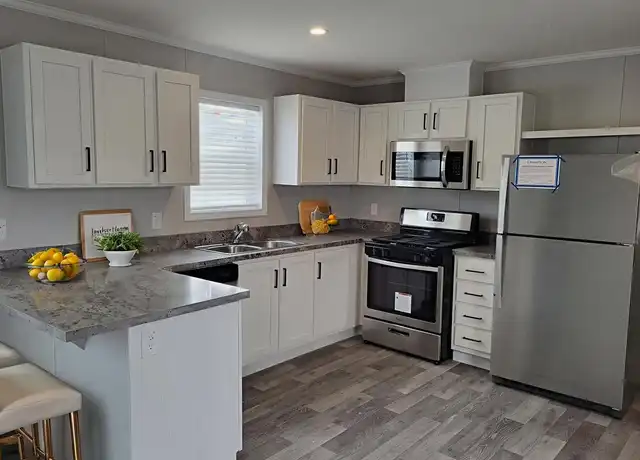 Property at 15852 Croatia Dr Unit 541, Clinton Township, MI, 48038, 2 beds, 1 bath, [object Object]