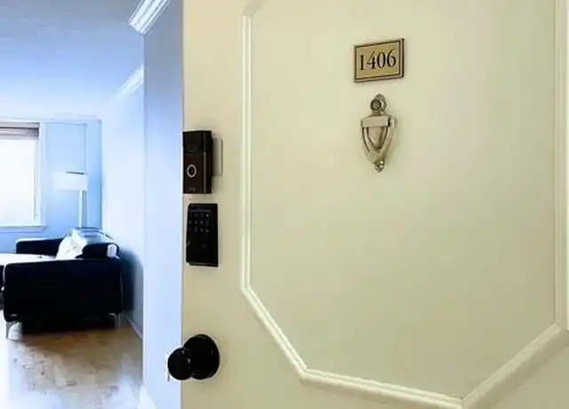 Property at 2479 Peachtree Rd NE #1406, Atlanta, GA, 30305, 1 bed, 1 bath, [object Object]