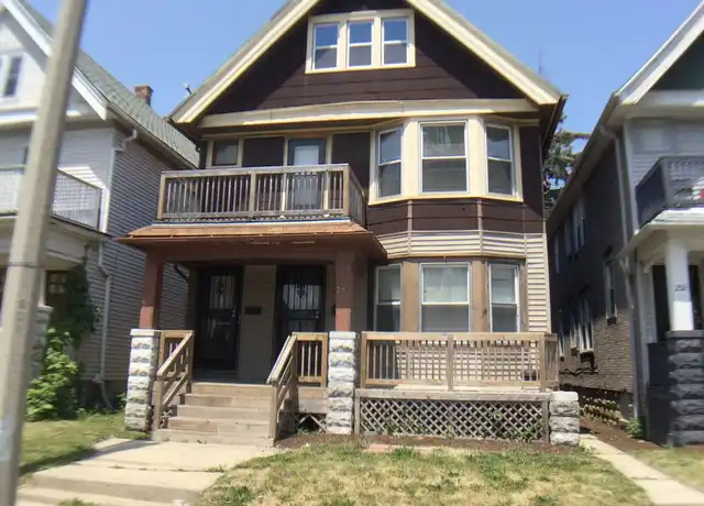 Property at 250 E Keefe Ave Unit 1, Milwaukee, WI, 53212, 2 beds, 1 bath, [object Object]