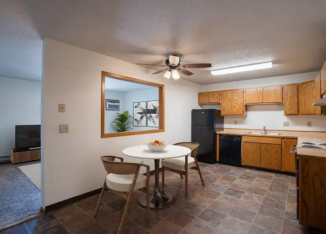 Property at Southview Village - 2420 20th Ave S, Fargo, ND, 58103, 1-2 bed, 1 bath, [object Object]