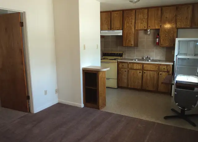 Photo of 1702 N 2nd St, Killeen, TX 76541