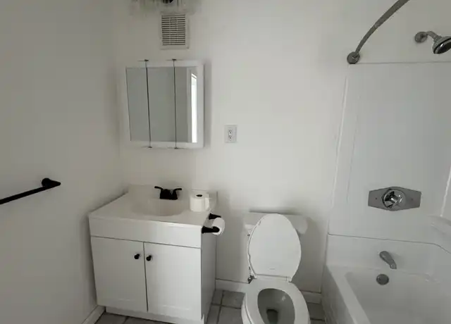 Property at 69 Milliken Ave #17, Franklin, MA, 02038, 1 bed, 1 bath, [object Object]